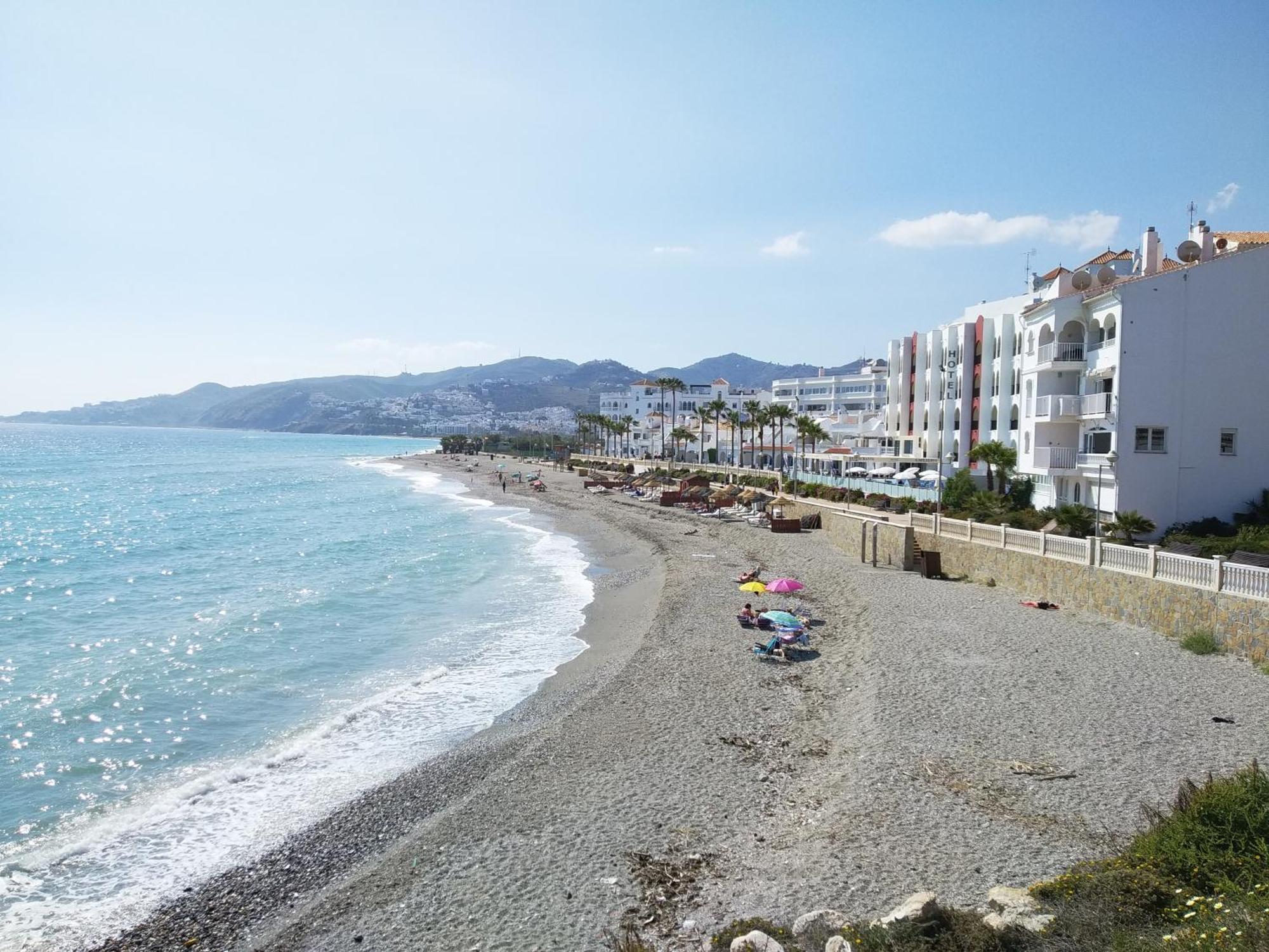 Apartamentos Turisticos Fercomar Nerja Exteriér fotografie