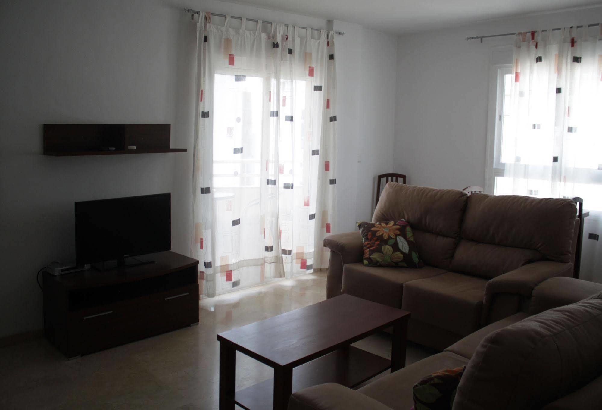 Apartamentos Turisticos Fercomar Nerja Exteriér fotografie